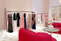 Freestanding-Luxury-Millwork-at-Carolina-Herrera