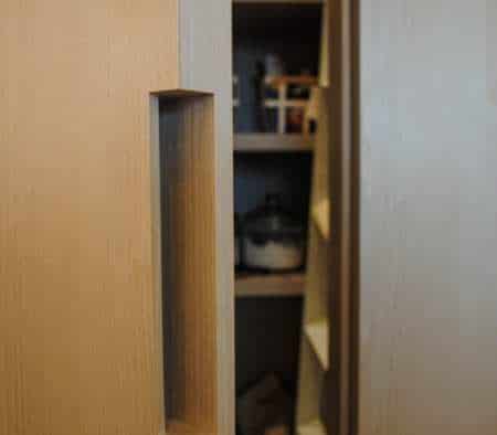 Detailed Handle