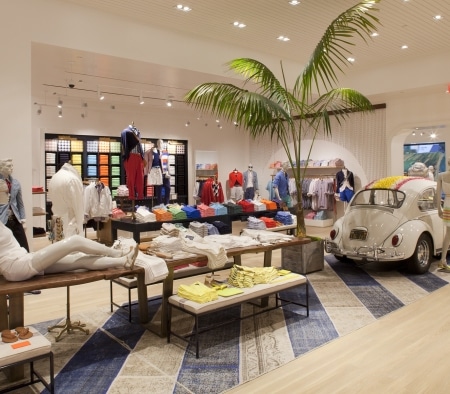 Custom Fixtures at Tommy Hilfiger