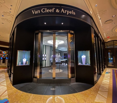 Van Cleef & Arpels Facade
