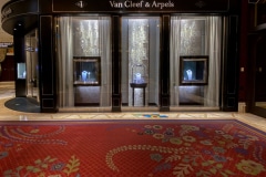 Van Cleef & Arpels Facade